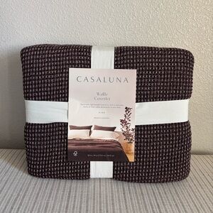 NWT King Textured Waffle Coverlet Dark Fig - Casaluna